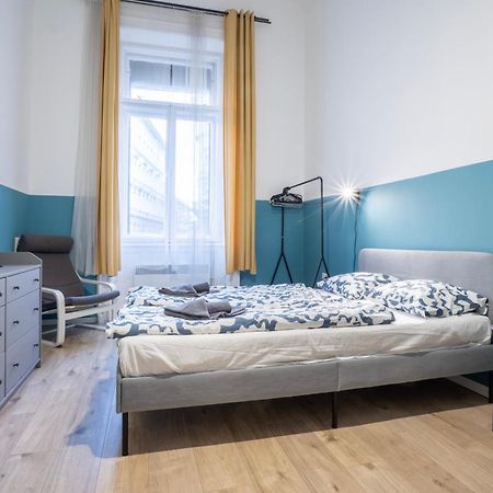 4-Bedroom Comfort Apartment In The Citycenter F38 Budapest Kültér fotó
